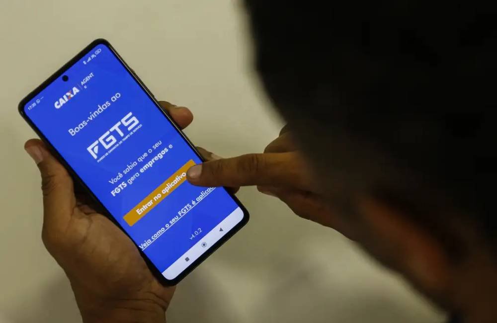 Desenrola Brasil libera uso do FGTS para quitar dívidas a partir desta segunda-feira