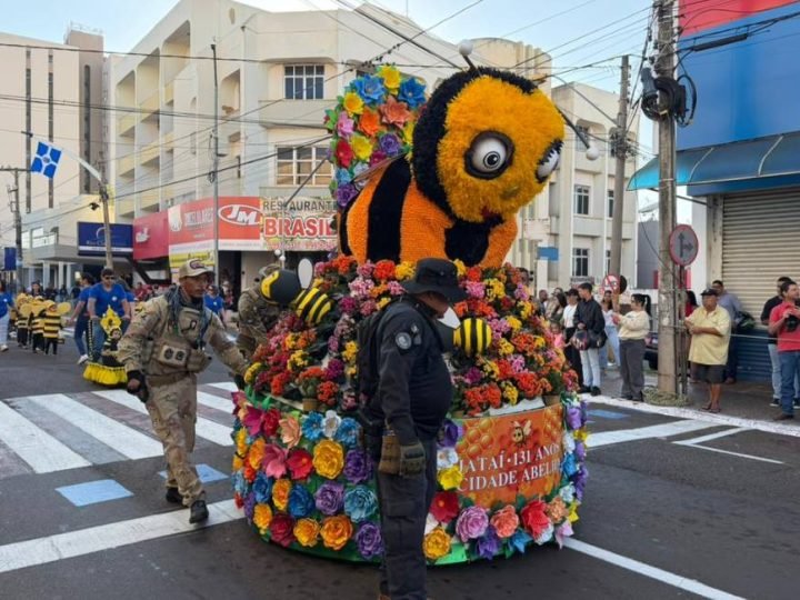 AO VIVO | Desfile Cívico e Militar celebra os 131 anos de Jataí
