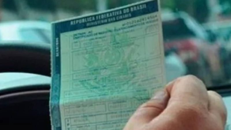 IPVA atrasado pode causar apreensão do veículo em blitz? Entenda o que diz a lei