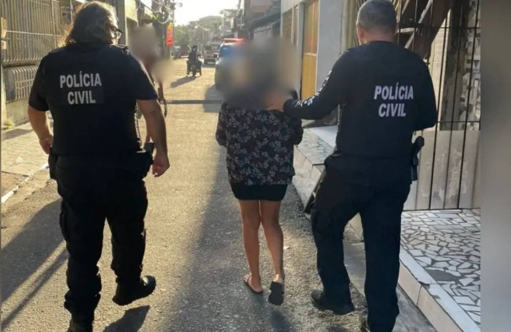 Idosa de Goiânia perde quase R$ 60 mil após cair em golpe envolvendo falso cantor americano