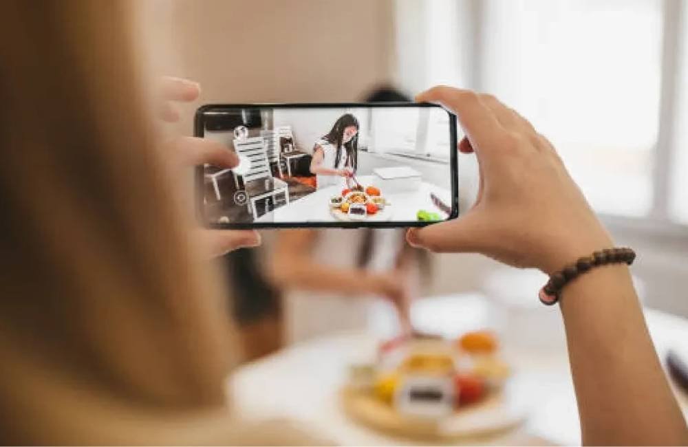 Justiça mantém perfil de criança fora do Instagram e aplica Lei Felca pela primeira vez em Goiás