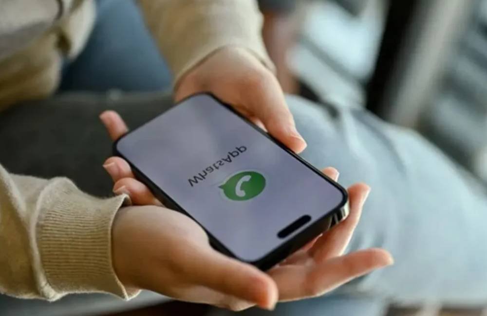 Quer sumir do WhatsApp? Veja como ativar o “modo invisível” e proteger sua privacidade