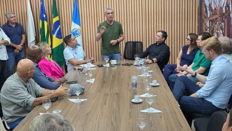 VÍDEO | Gustavo Gayer cumpre agenda em Jataí e reforça articulações políticas para 2026