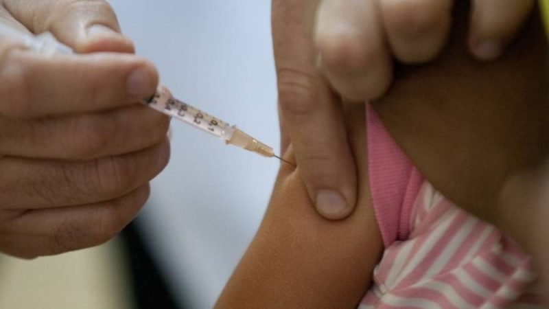 Baixa cobertura vacinal contra Influenza em crianças acende alerta em Jataí