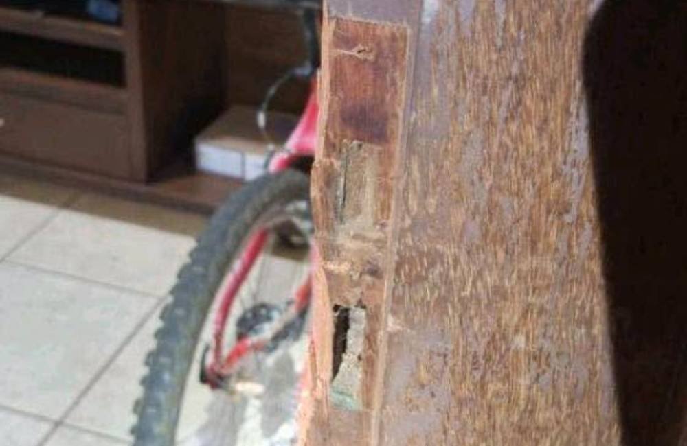 Criminosos arrombam residência e furtam R$ 11 mil no Setor Epaminondas, em Jataí