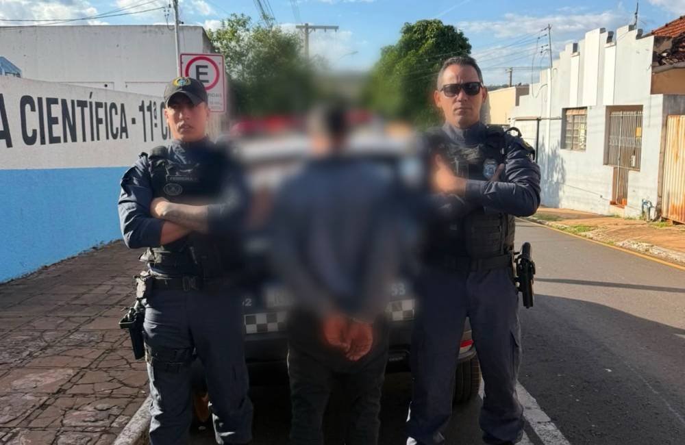 GCM de Jataí prende suspeito de importunação sexual após fuga e resistência