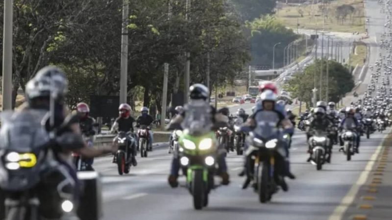 Governo federal lança programa Move Brasil com financiamento facilitado para motociclistas profissionais