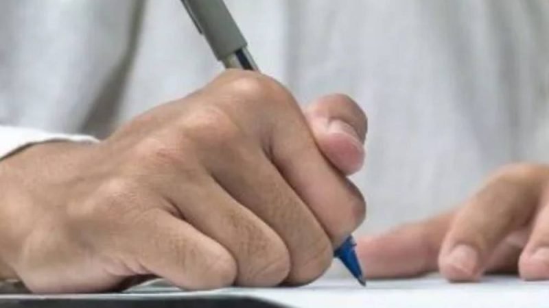 Últimos dias para se inscrever em concursos públicos com salários de até R$ 13,5 mil em Goiás