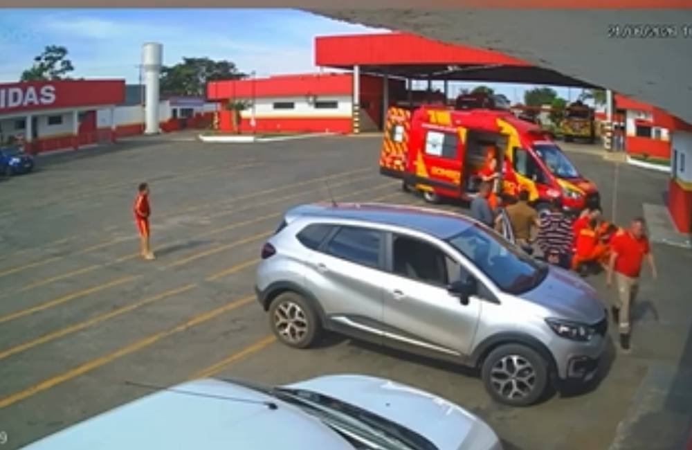 VÍDEO| Bombeiros atendem idoso com parada cardiorrespiratória em Luziânia