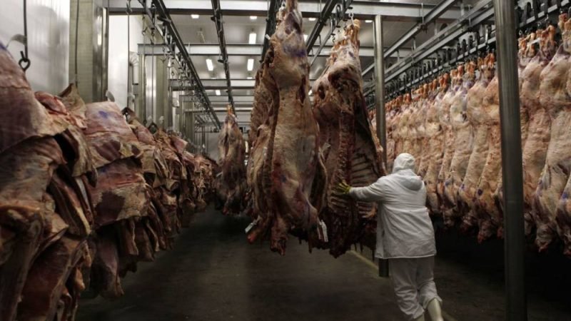 Cota da China deve impactar 42 frigoríficos brasileiros