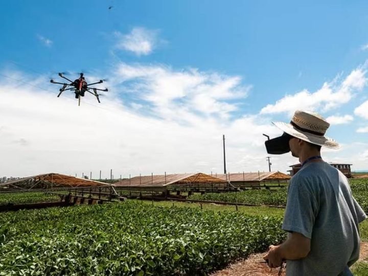 Drones ganham espaço no agro e Senac lança curso para formar novos pilotos da tecnologia