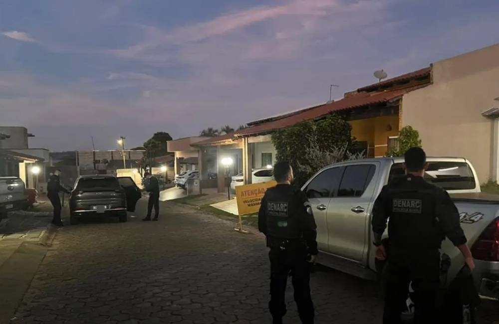 Operação mira núcleo financeiro de facção e apura movimentação de R$ 320 milhões em Goiás