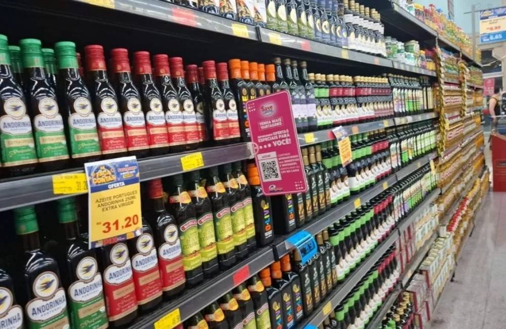 Tampa vermelha, verde ou amarela? Entenda o que realmente importa na hora de escolher um azeite