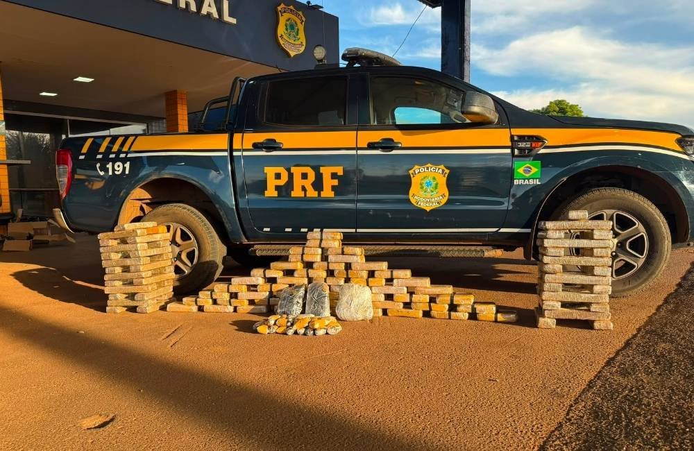 VÍDEO| PRF intercepta carregamento com 108 kg de drogas na BR-060, em Jataí