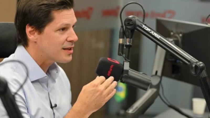 Daniel Vilela propõe ampliar inteligência artificial no combate ao crime em Goiás
