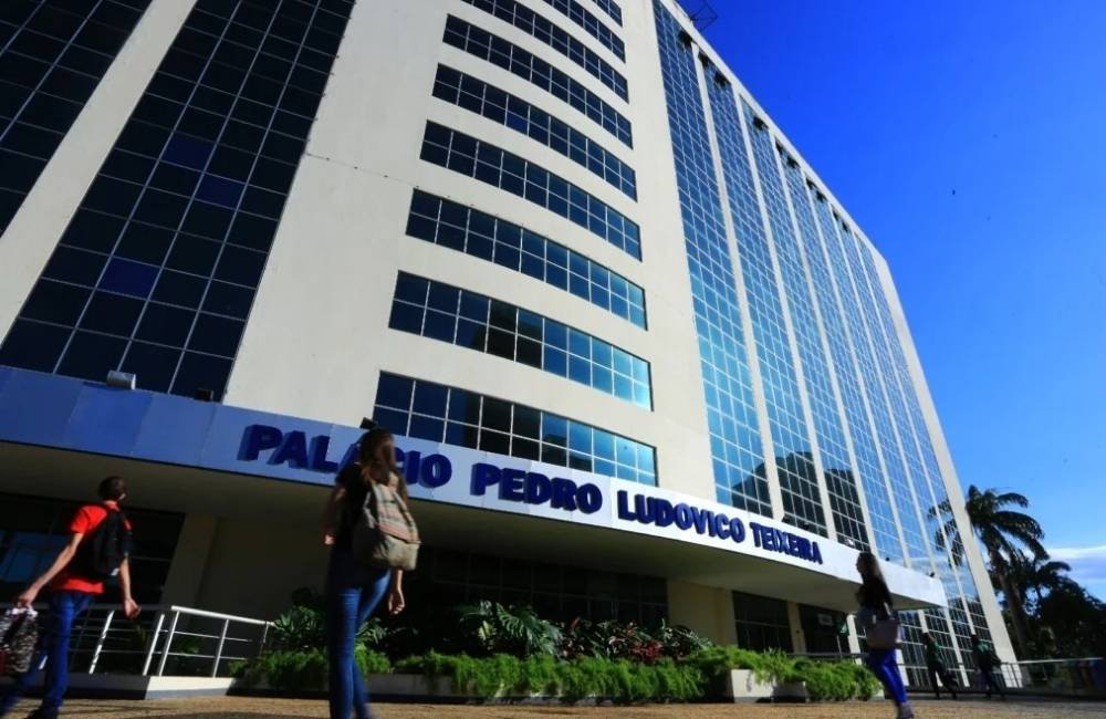 Nova lei permite que municípios influenciem o orçamento de Goiás