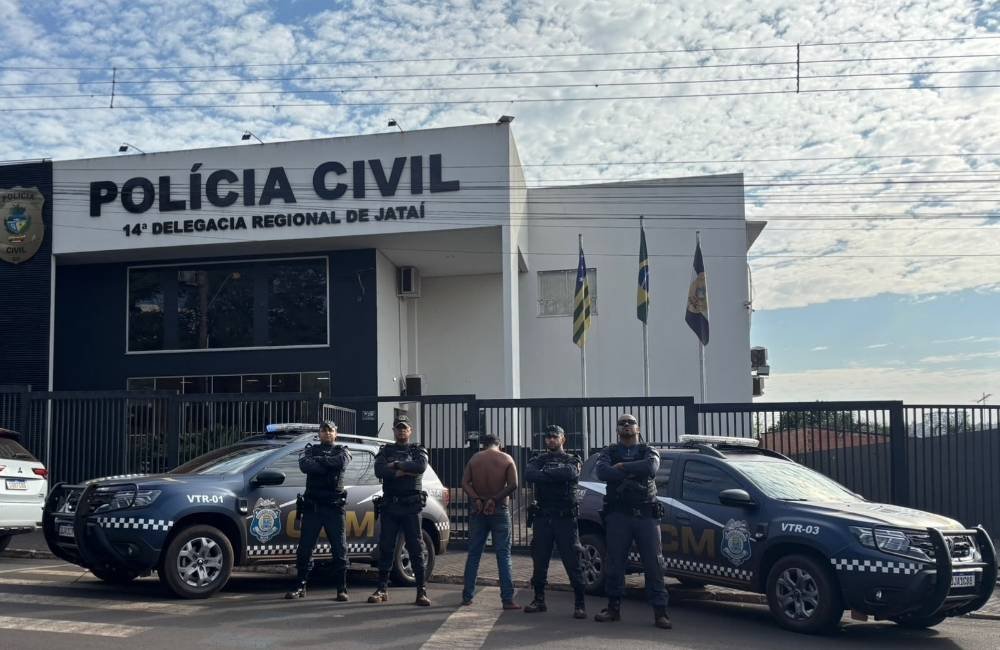 VÍDEO| GCMJ apreende arma e ecstasy após disparo contra mulher trans em Jataí
