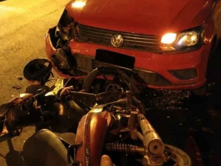 VÍDEO | Acidente entre carro e moto deixa duas jovens feridas no Centro de Jataí