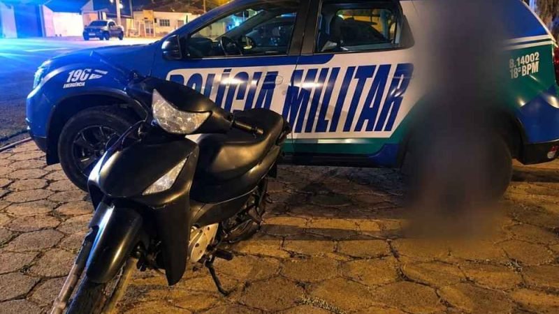 Adolescente é encontrado com motocicleta furtada horas antes em Jataí