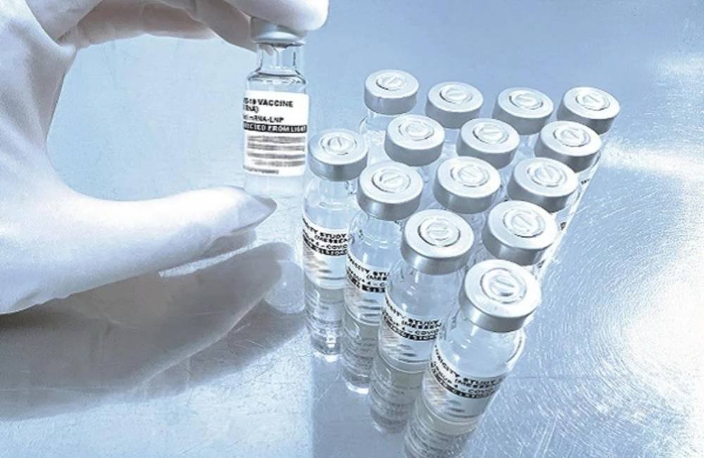 Fiocruz recebe aval para testar vacina brasileira de RNA contra Covid-19