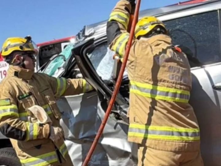 Motorista fica preso às ferragens após colisão na GO-174, em Rio Verde