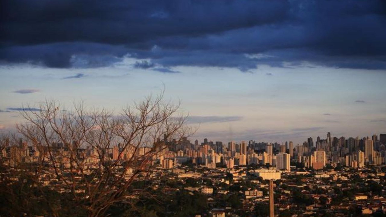 Goiás passa de alerta de calor extremo a risco de tempestades nesta semana