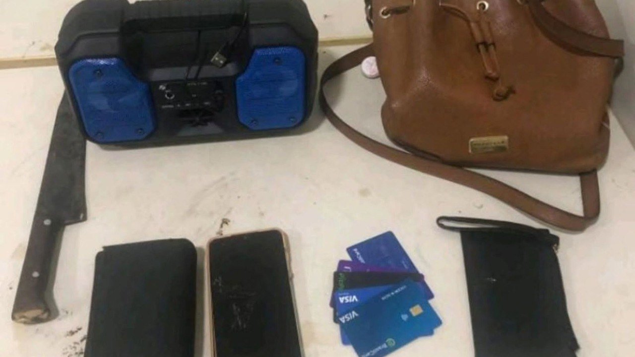 Homem é preso após invadir casa e ameaçar moradoras com faca em Jataí