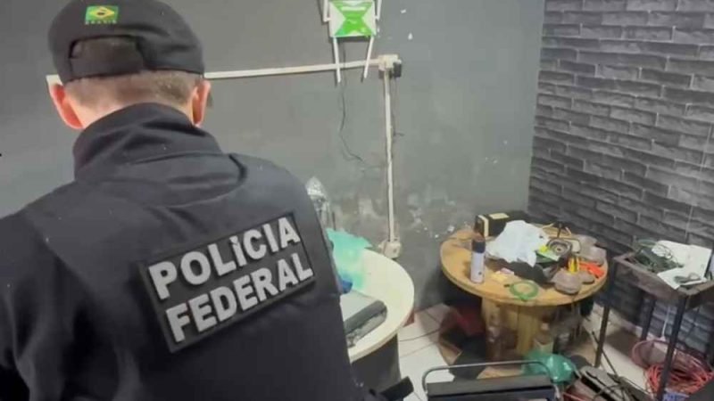 VÍDEO | PF mira venda de cigarros eletrônicos e cumpre quatro mandados em Caçu