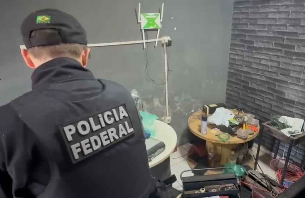 VÍDEO | PF mira venda de cigarros eletrônicos e cumpre quatro mandados em Caçu
