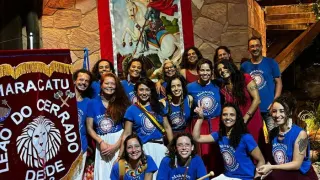 Apresentação do grupo Maracatu Leão do Cerrado na programação cultural em Jataí