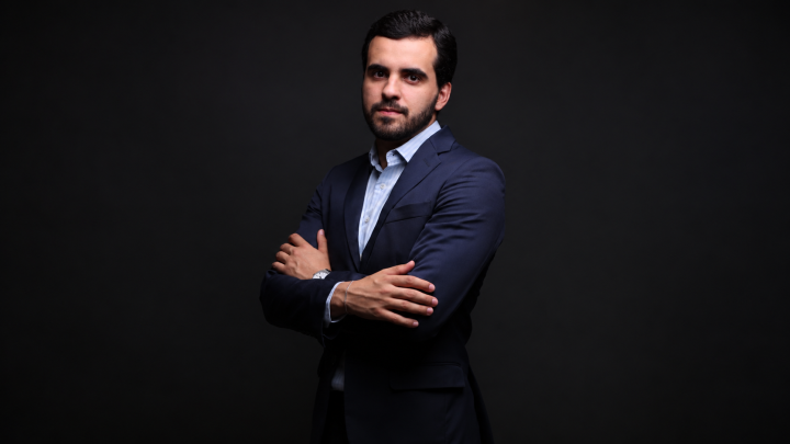 Produtor rural e documentos relacionados à cobrança judicial de dívidas no agronegócio.