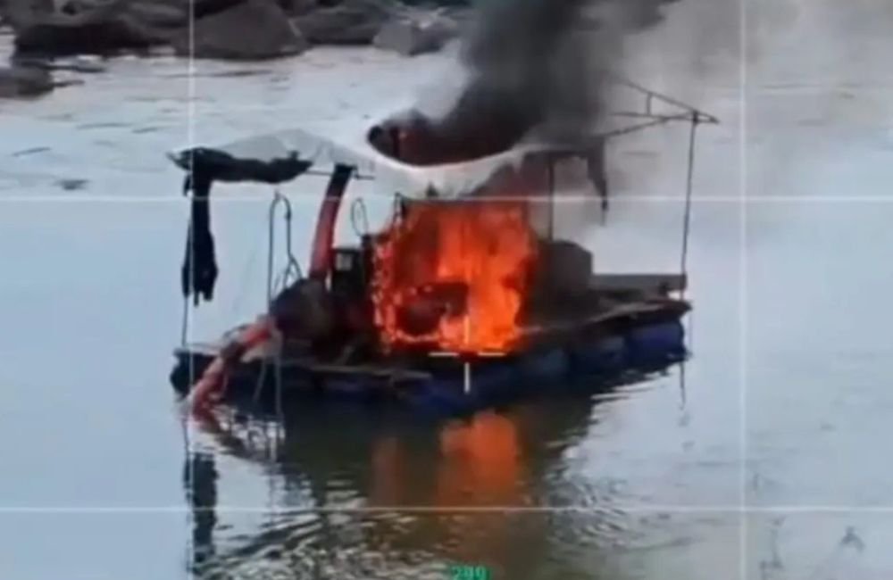 VÍDEO | Garimpeiros fogem pela mata após confronto em Cavalcante