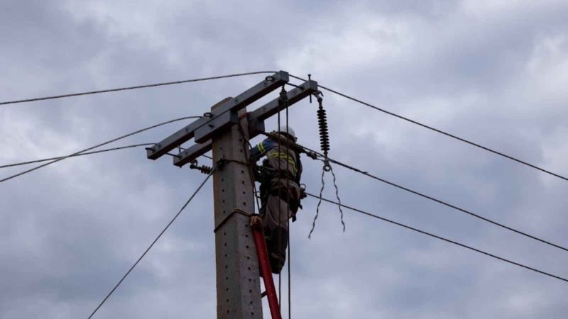 Equatorial diz ter normalizado energia para 90% dos clientes afetados por temporal em Jataí