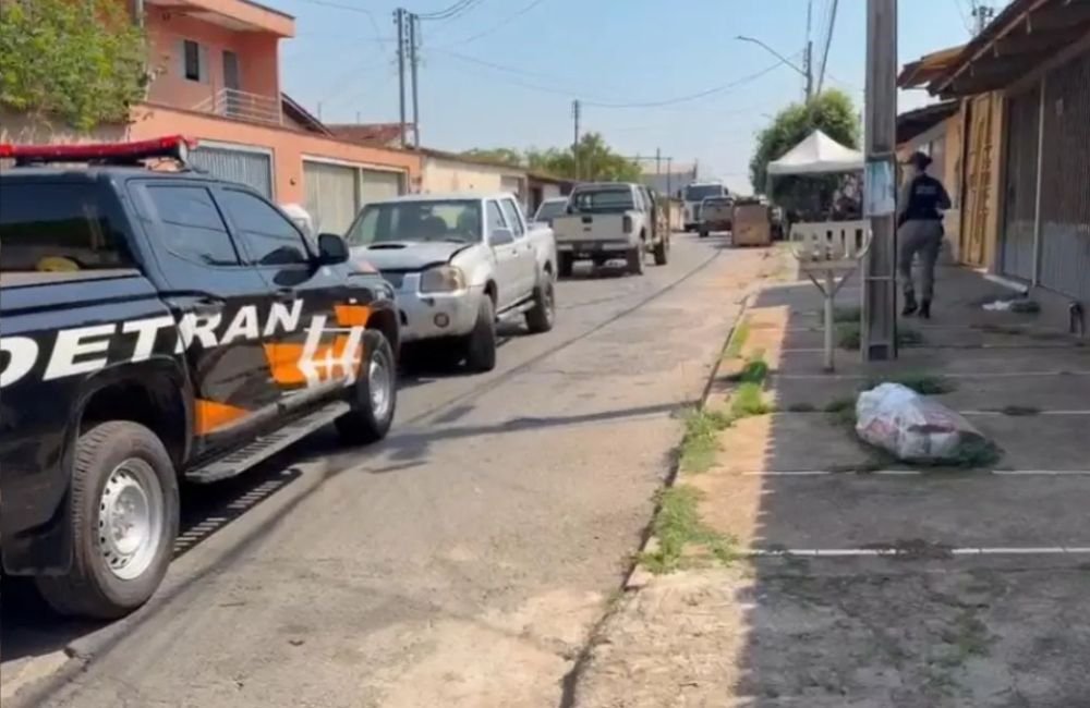 VÍDEO | Quadrilha é alvo de operação por desmanche de caminhonetes em Goiânia