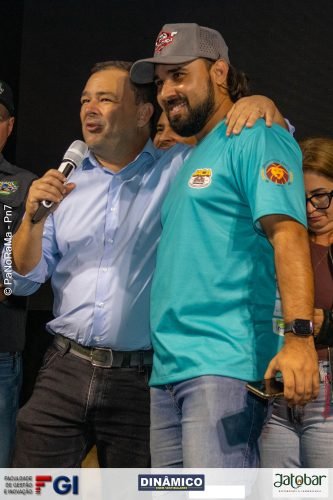 1o-Dia-do-9o-Encontro-Nacional-de-Carros-Antigos-em-Jatai-53