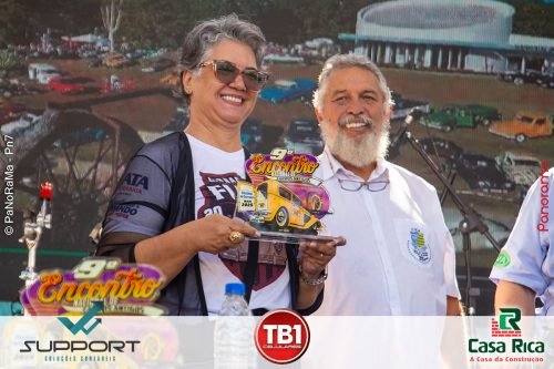 9o-Encontro-de-Carros-Antigos-de-Jatai-JACA-105