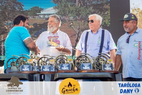 9o-Encontro-de-Carros-Antigos-de-Jatai-JACA-115