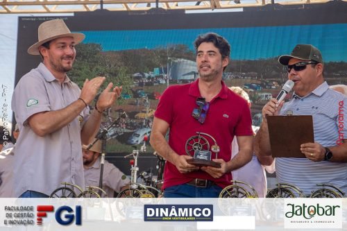 9o-Encontro-de-Carros-Antigos-de-Jatai-JACA-128