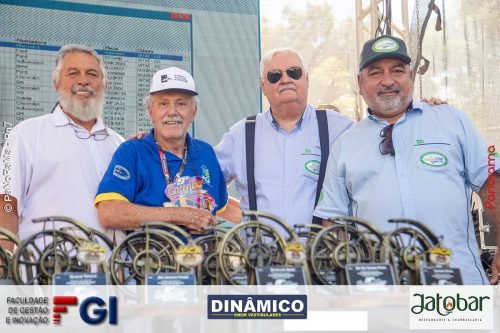 9o-Encontro-de-Carros-Antigos-de-Jatai-JACA-72