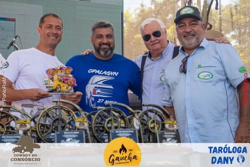 9o-Encontro-de-Carros-Antigos-de-Jatai-JACA-75