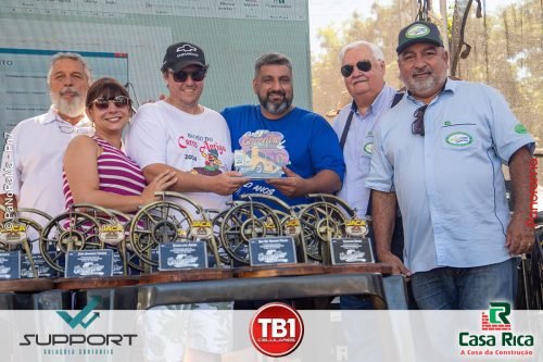 9o-Encontro-de-Carros-Antigos-de-Jatai-JACA-77