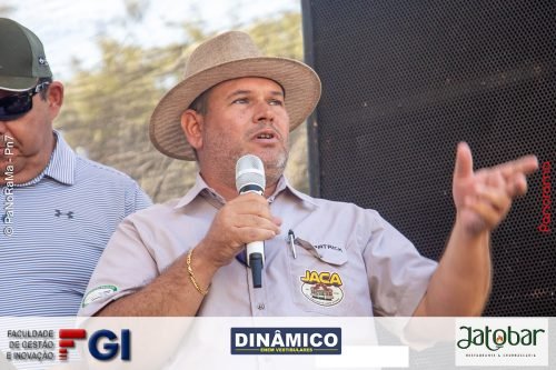 9o-Encontro-de-Carros-Antigos-de-Jatai-JACA-84