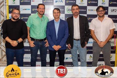 CODEJA-com-os-candidatos-a-prefeito-17