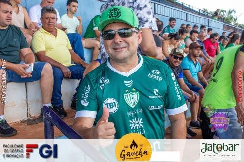 Confira-as-fotos-da-torcida-que-incentivou-a-Jataiense-nas-quartas-do-Goianao-16