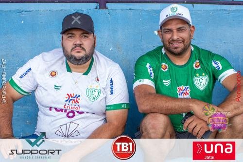 Confira-as-fotos-da-torcida-que-incentivou-a-Jataiense-nas-quartas-do-Goianao-17