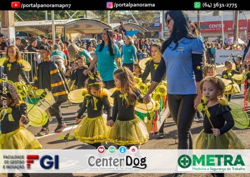 Desfile-Civico-Estudantil-e-Militar-em-Comemoracao-aos-129-Anos-de-Jatai-A-14