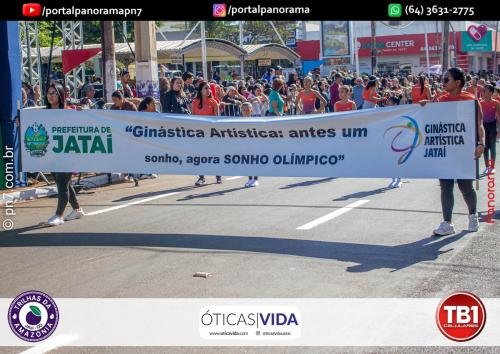 Desfile-Civico-Estudantil-e-Militar-em-Comemoracao-aos-129-Anos-de-Jatai-A-190