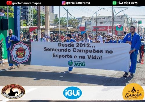 Desfile-Civico-Estudantil-e-Militar-em-Comemoracao-aos-129-Anos-de-Jatai-A-197