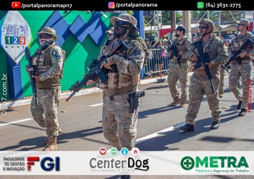 Desfile-Civico-Estudantil-e-Militar-em-Comemoracao-aos-129-Anos-de-Jatai-B-15