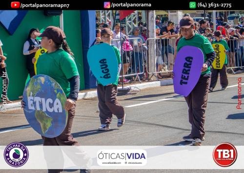 Desfile-Civico-Estudantil-e-Militar-em-Comemoracao-aos-129-Anos-de-Jatai-B-25